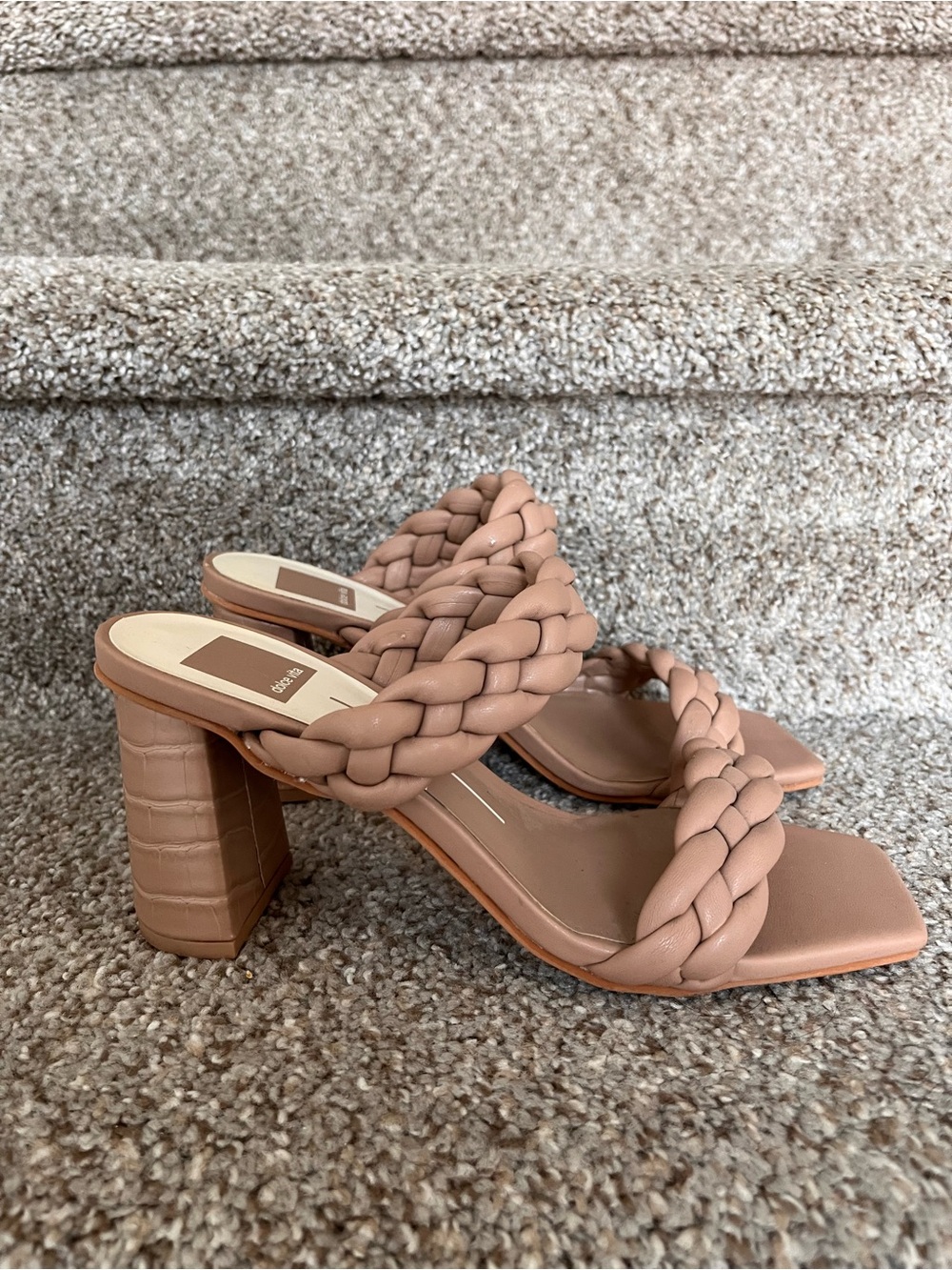 DOLCE VITA Braided Straps Sandals
Color Cafe Stella
Size 7.5
3 inch heel - Picture 4 of 13